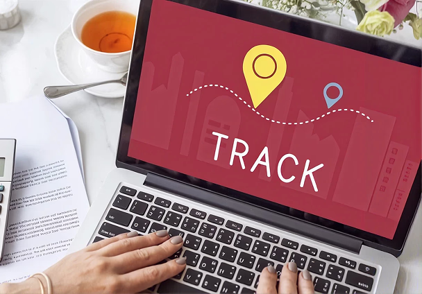Real-Time Tracking & Notifications